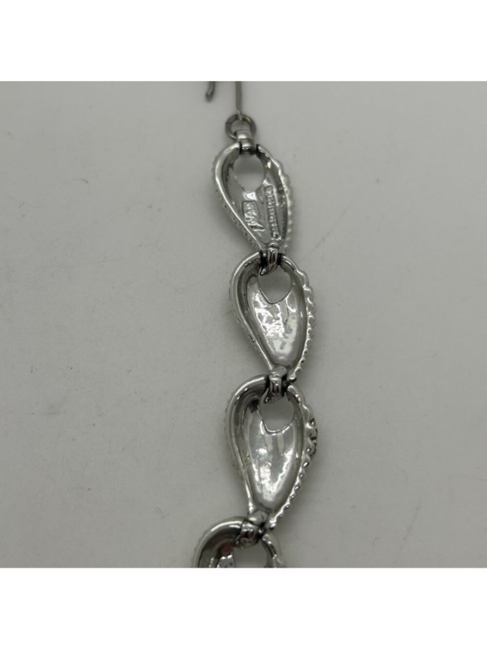 Choker Collar Necklace Silver Tone Articulated Textured Leaf Link Chain Vintage - Picture 11 of 16